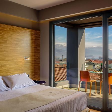 Essence Hotel Ioannina Buitenkant foto