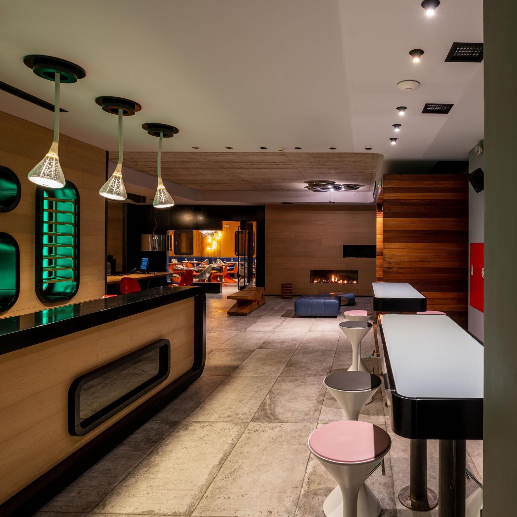 Essence Hotel Ioannina Buitenkant foto