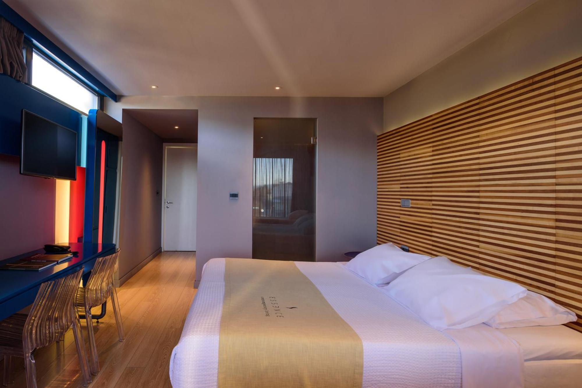 Essence Hotel Ioannina Buitenkant foto