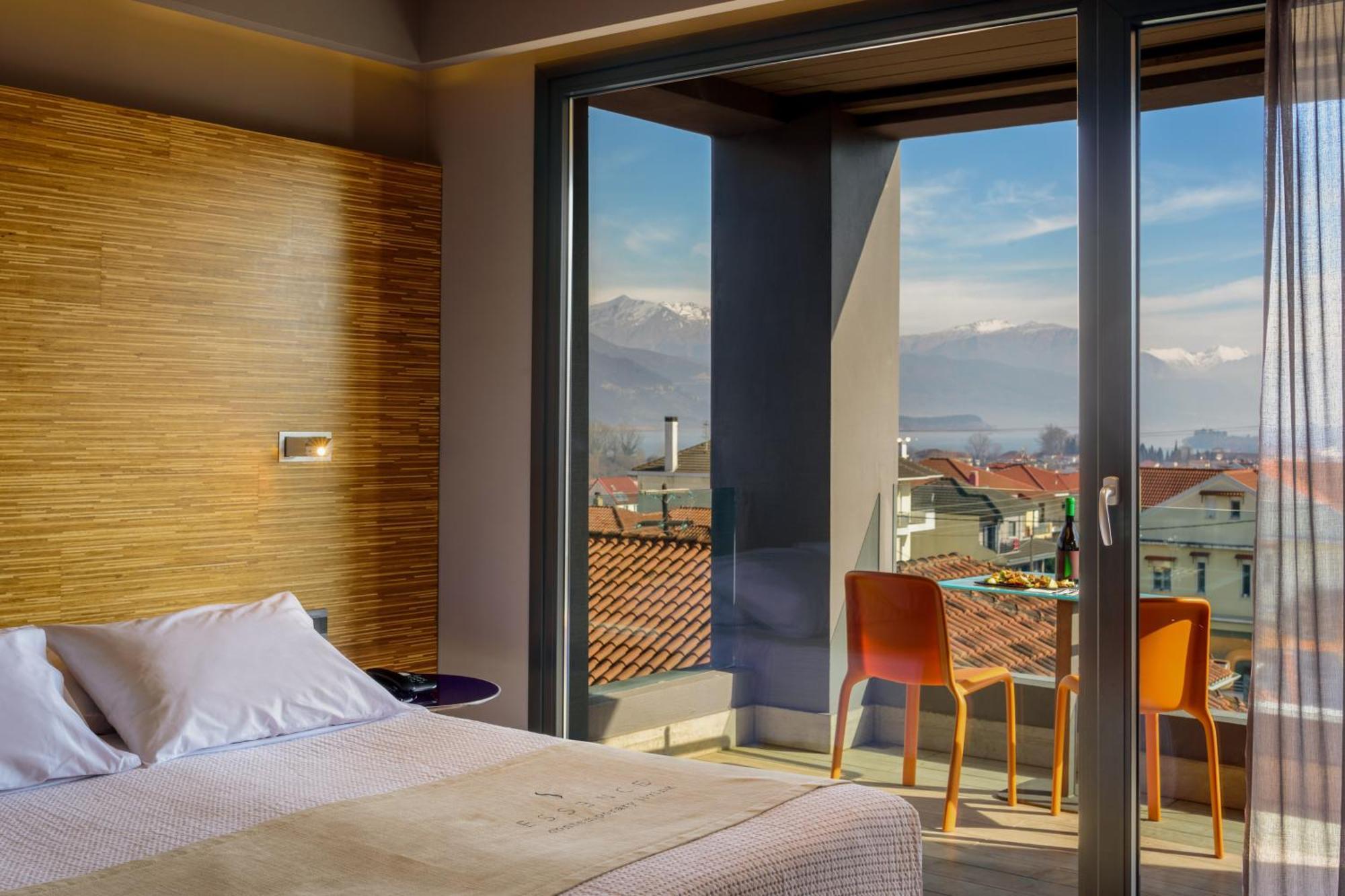 Essence Hotel Ioannina Buitenkant foto