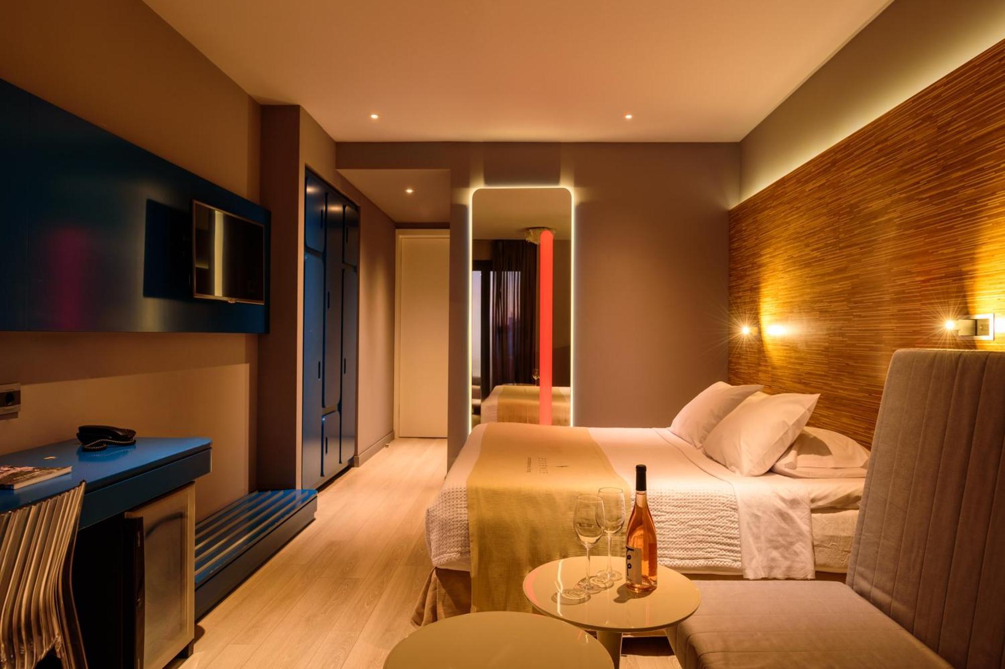 Essence Hotel Ioannina Buitenkant foto