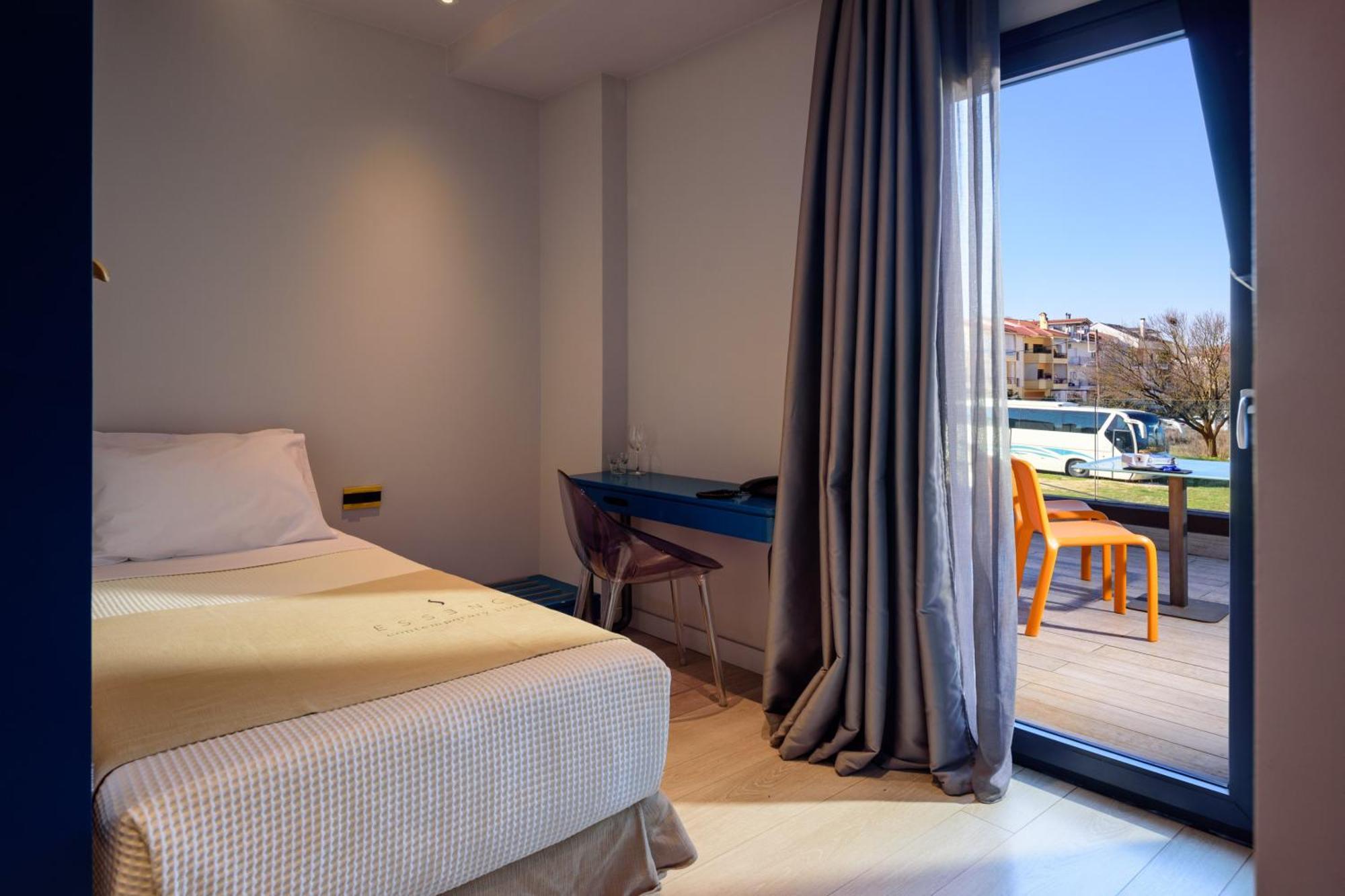 Essence Hotel Ioannina Buitenkant foto