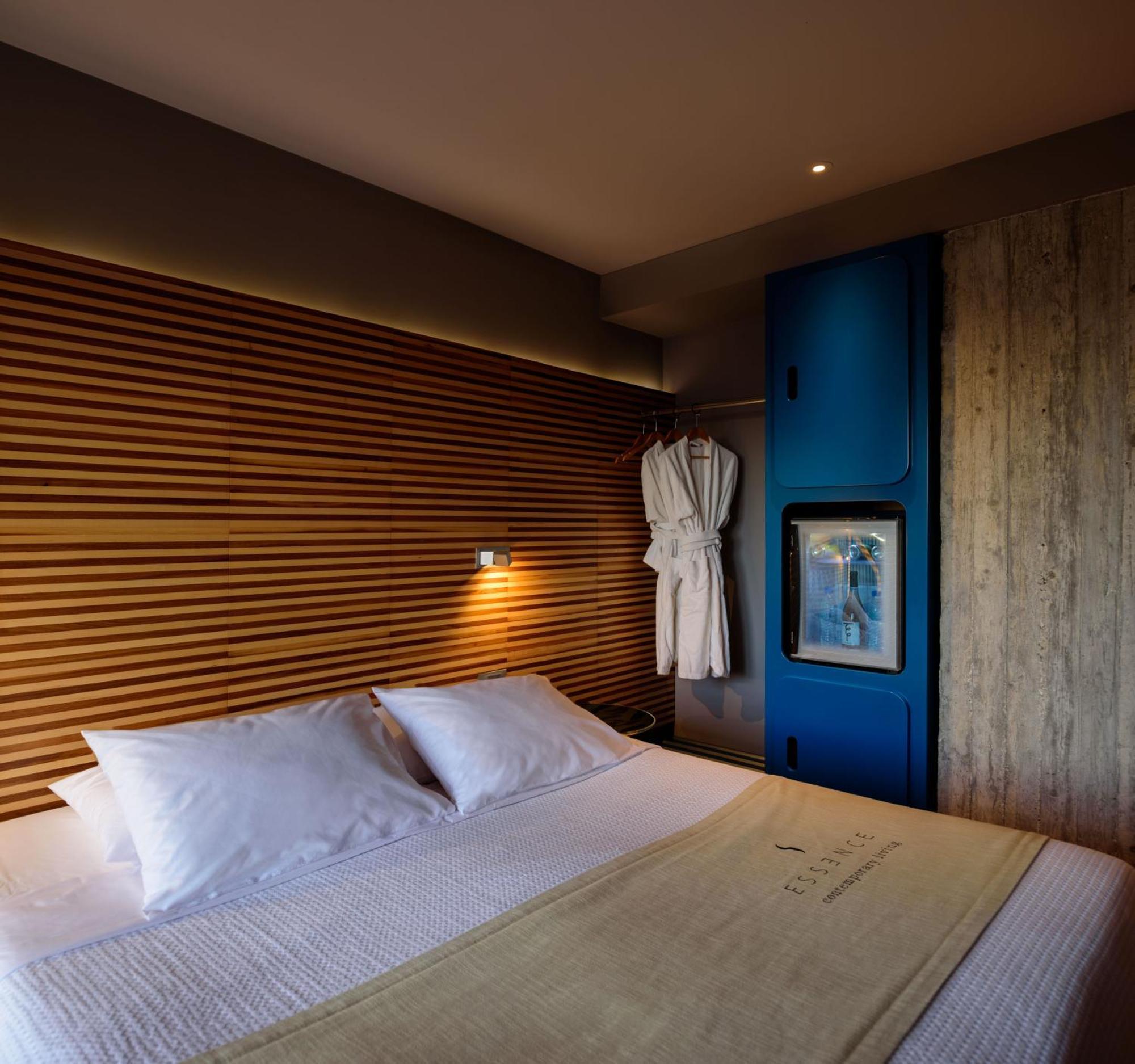 Essence Hotel Ioannina Buitenkant foto